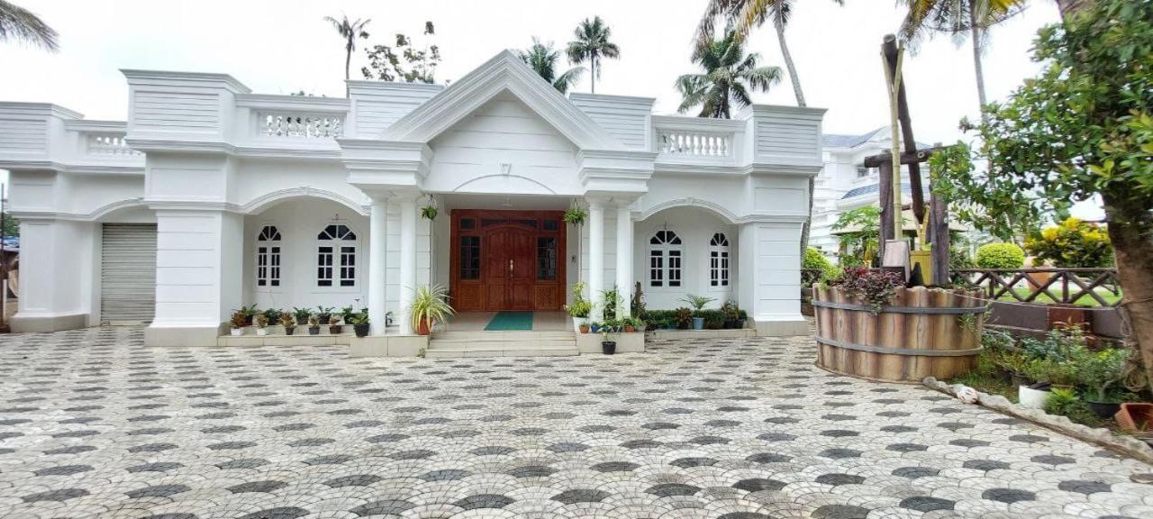 Jinan Palace Guest House Jinan Palace Guest House Nedumbassery Exterior foto
